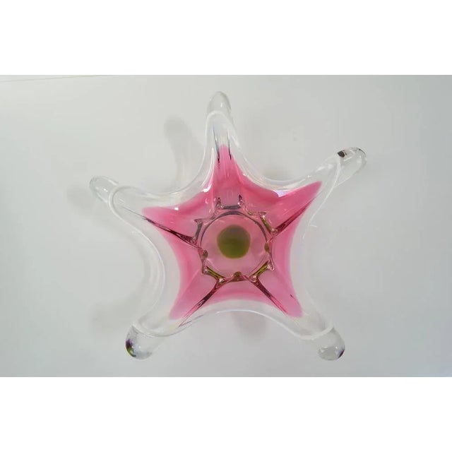 Czech Art Glass Bowl attributed to Josef Hospodka for Chribska Glasswork, 1960s For Sale - Image 10 of 12