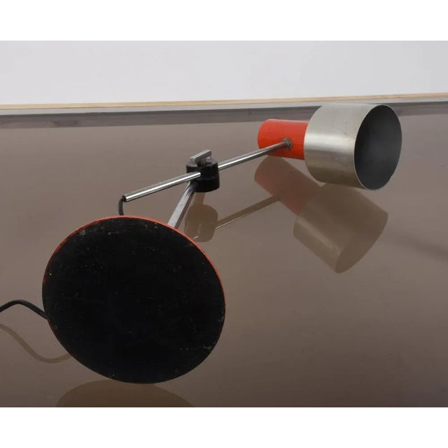 Mid-Century Adjustable Orange Metal and Aluminum Table Lamp by Bruno Gatta for Stilnovo, 1960s For Sale - Image 10 of 11