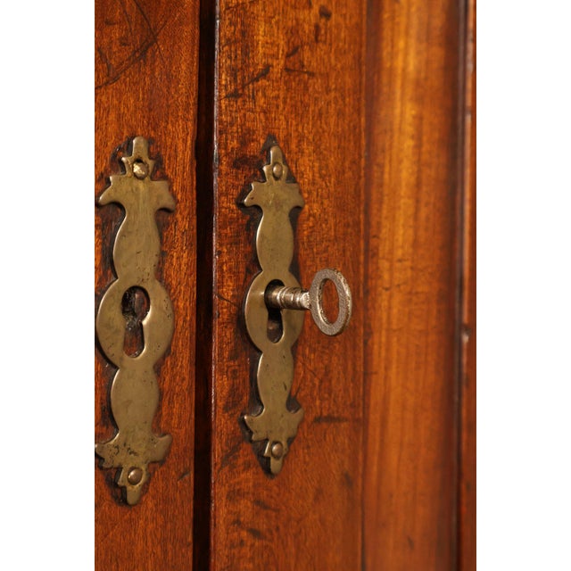 English Reproduction Georgian Style Linen Press Cabinet For Sale - Image 11 of 18