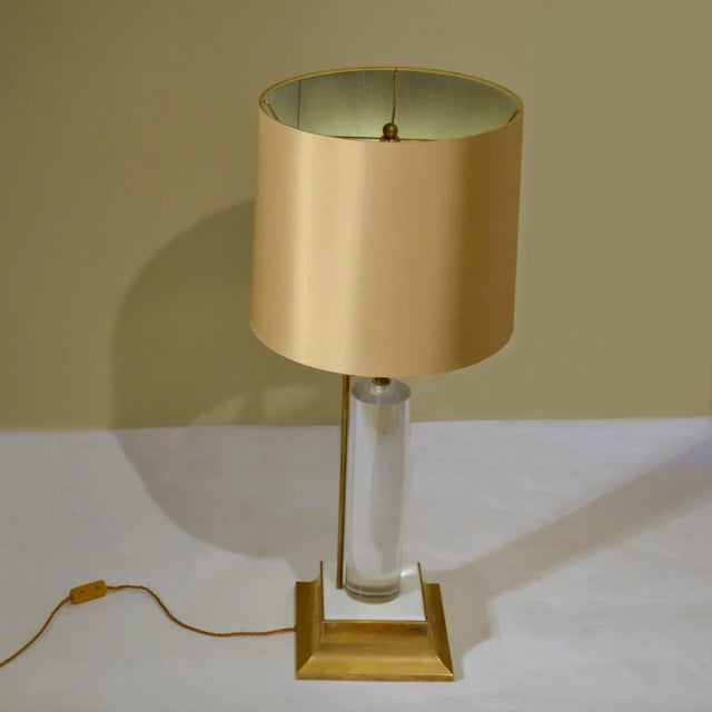 Acrylic Glass and Brass Italian Table Lamp with Silk Lamp Shade, 1960s For Sale - Image 3 of 9