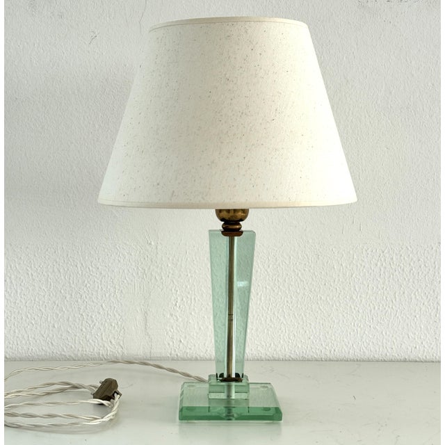 Green Italian Table Lamp with Green Glass and Brass Details from Fontana Arte, 1950s For Sale - Image 8 of 18