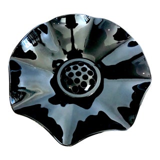 Vintage l.e. Smith Black Amethyst Glass Extra Large Vase Bowl With Ruffled Rim & Flower Frog For Sale