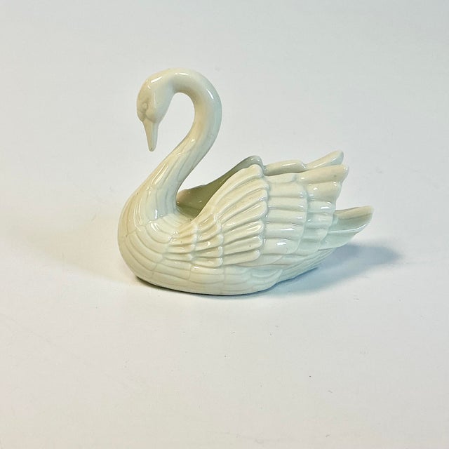 Lenox 1970s Hollywood Regency Coastal Lenox Porcelain Swan Business Card Holder Desk Accessory. For Sale - Image 4 of 10