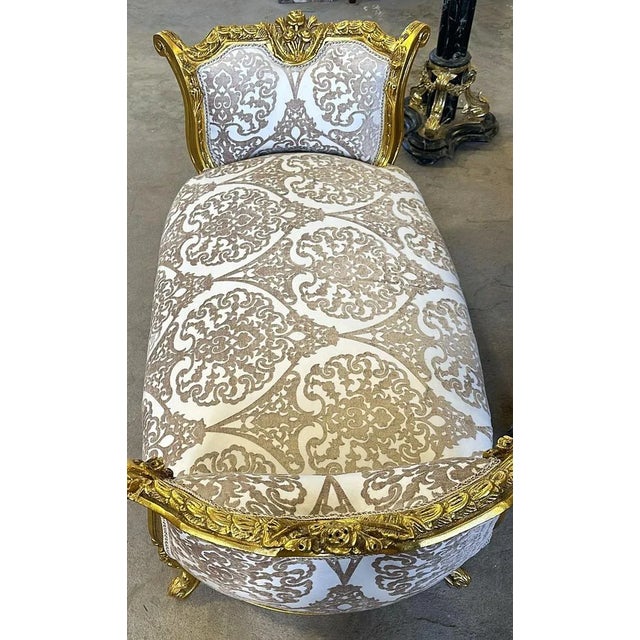 Baroque Style Tufted Bench With Gold Details For Sale - Image 4 of 4