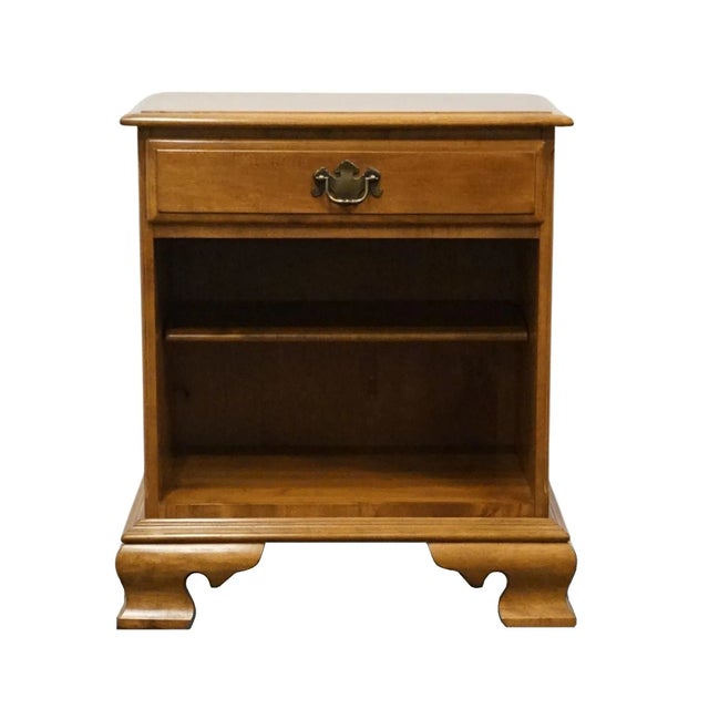 Late 20th Century Ethan Allen Heirloom Nutmeg Maple Colonial Early American 22" Open Cabinet Nightstand For Sale - Image 9 of 13
