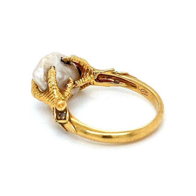 Mid 20th Century Carrera y Carrera Diamond Pearl Claw Ring 18K Yellow Gold Size 6.5 For Sale In Miami - Image 6 of 10