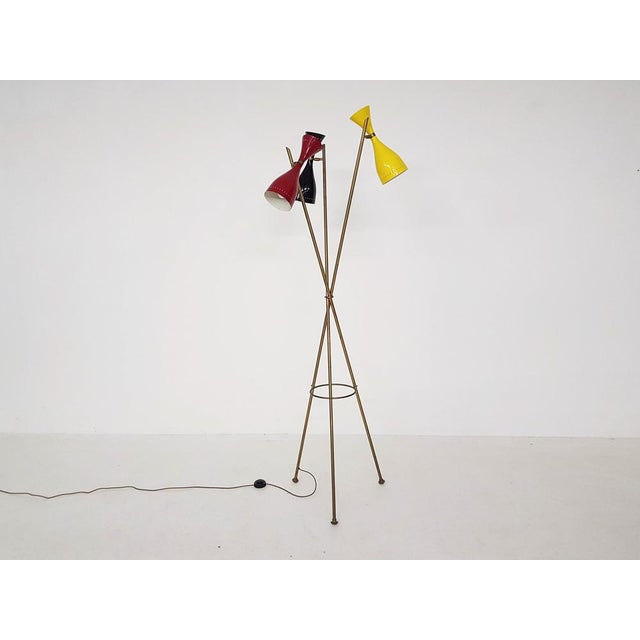 Mid-Century Modern Floor Lamp in the style of Arredoluce, Italy, 1960s For Sale - Image 3 of 9