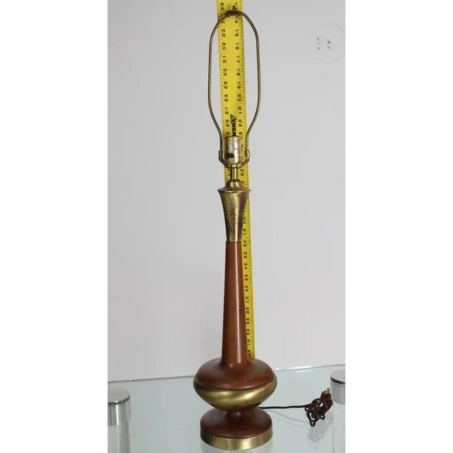 Mid-Century Modern Vintage Mid Century Tony Paul Tower Shape Turned Walnut Brass Table Lamp For Sale - Image 3 of 8