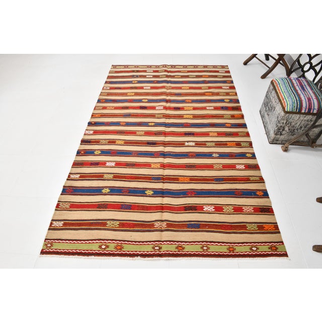 Boho Chic Vintage Turkish Kilim Rug For Sale - Image 3 of 14