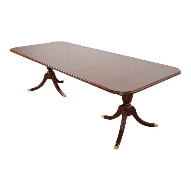 Baker Furniture Style Georgian Banded Mahogany Double Pedestal Extension Dining Table, Newly Refinished For Sale