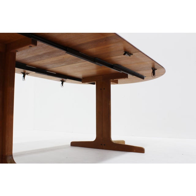 Mid-Century Modern Vintage Danish Round Extendable Dining Table in Teak, 1960s For Sale - Image 3 of 8