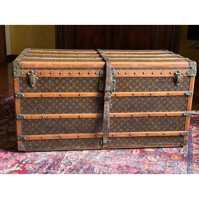 Trunk from Louis Vuitton, 1920s For Sale - Image 12 of 16