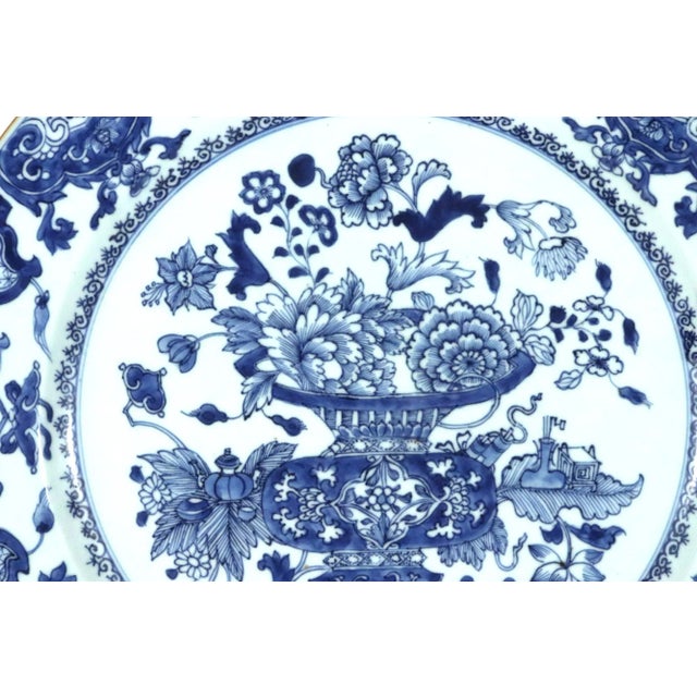 Chinese Export Porcelain Underglaze Blue Dish, Circa 1775 The well-painted Chinese Export porcelain dish is painted in...