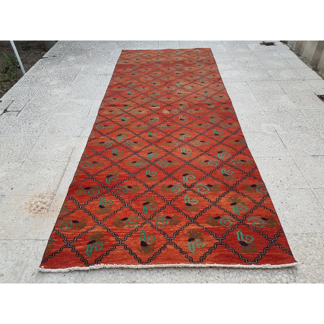 1960s Turkish Oushak Wide Rug - Red Carpet 3'10" X 10' 46.4'' x 120.5'' / 118 x 306 cm Hand woven with high quality pure...