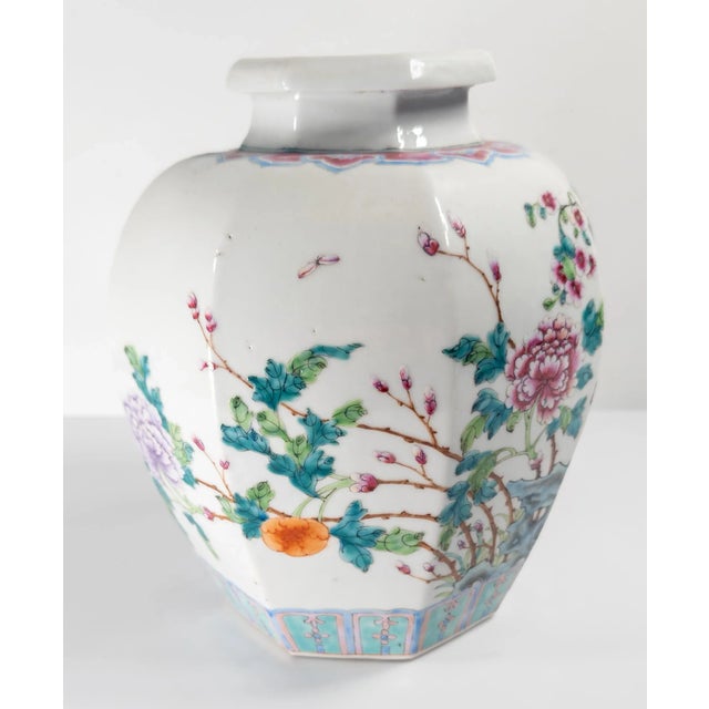Early 20th Century Chinese Republic Period Famille Rose Faceted Jar or Vase For Sale - Image 11 of 18