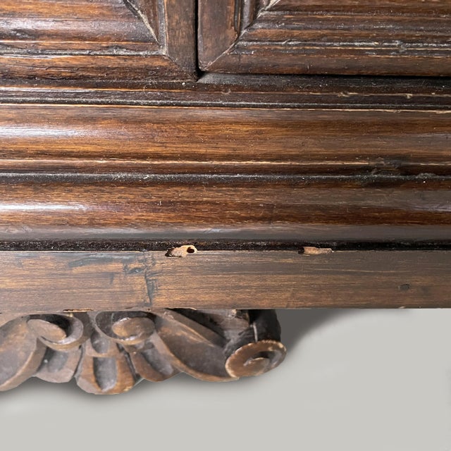 Italian Wooden Bedside Cabinet, 1800s For Sale - Image 18 of 18