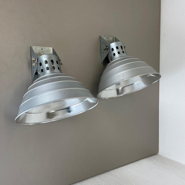 Modernist No. 1 Fotostudio Lights from Zeiss Ikon, Germany, 1970s, Set of 2 For Sale - Image 4 of 15