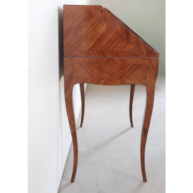 French 18th C. Veneered Slant Front Desk With 2 Drawers For Sale - Image 3 of 11