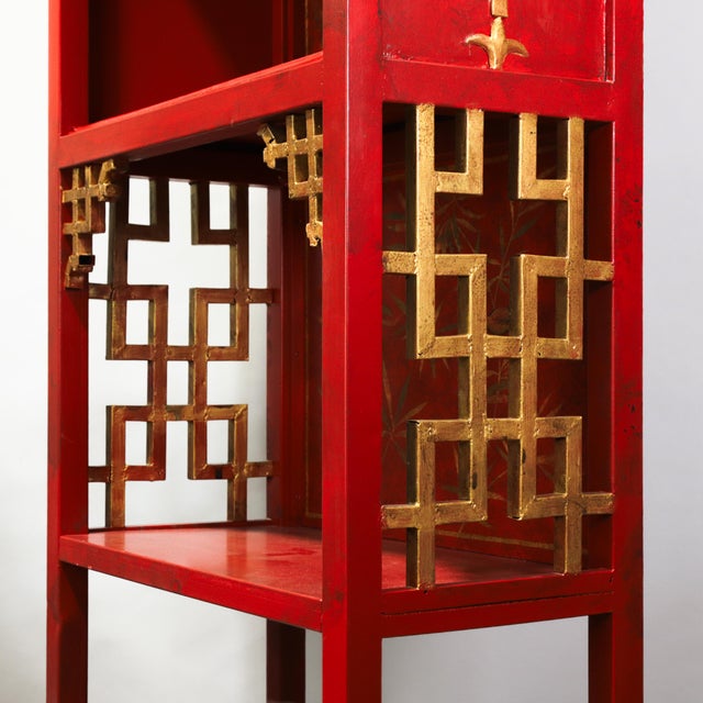 Pair of Vintage Louis XVI Style Chinoiserie Red Lacquer Display Cabinets For Sale - Image 13 of 17