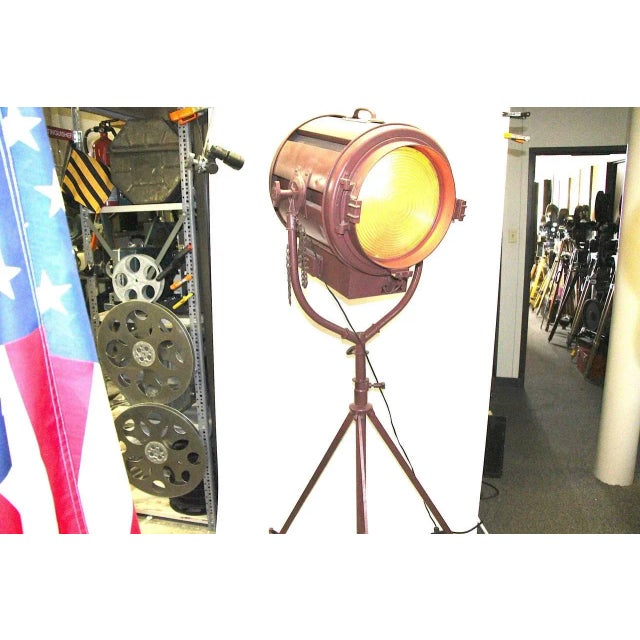 Industrial 1950s Hollywood Studio 5,000 Watt Floor Lamp Sculpture on Correct Caster Stand For Sale - Image 3 of 8