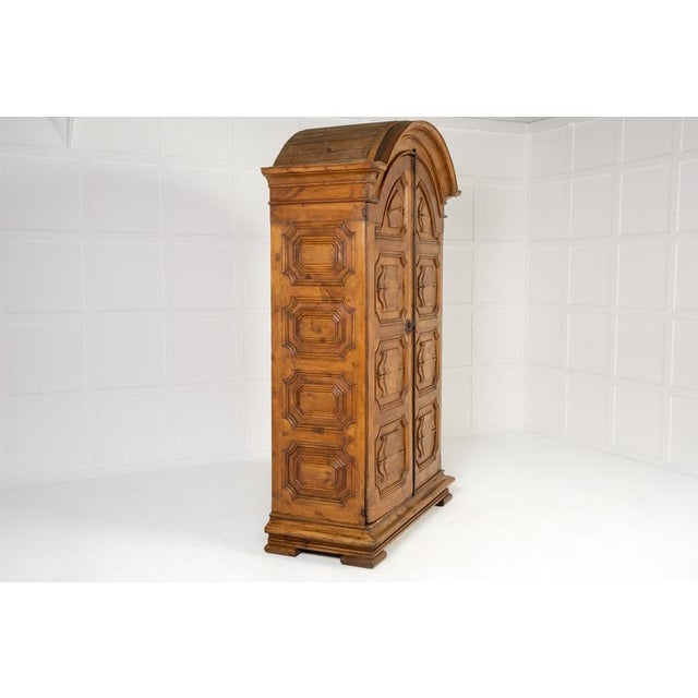 Large Italian Pine Armoire, 18th Century For Sale - Image 4 of 11