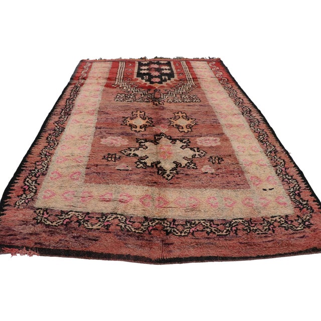 Tribal Vintage Berber Moroccan Rug - 05'10 X 08'08 For Sale - Image 3 of 9