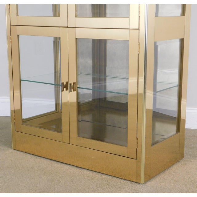 Mastercraft Brass and Glass Lighted Curio Display Vitrine