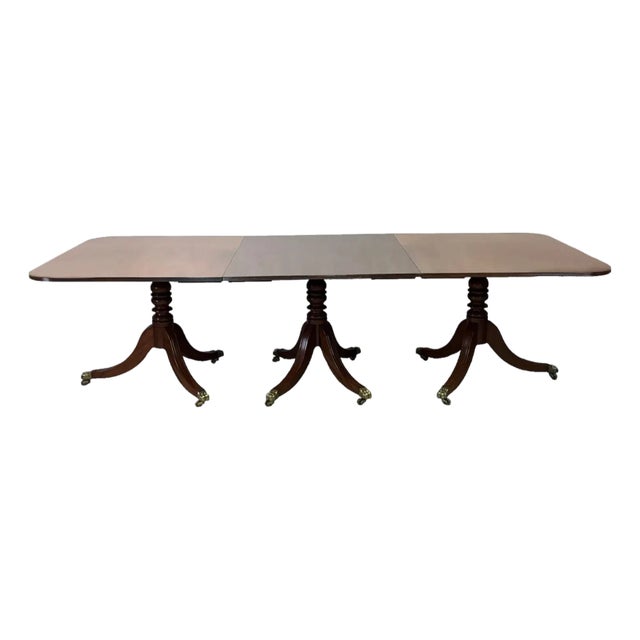 Late 20th Century Kittinger Williamsburg Mahogany Three Part Pedestal Dining Room Table Wa 1043 & 1044 For Sale