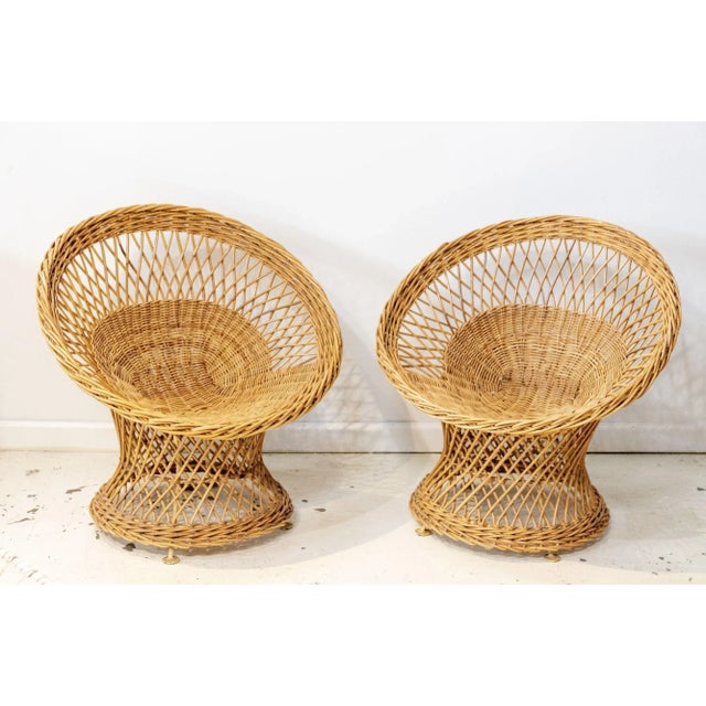 French Mid Century French Pair of Wicker Chairs With Side Table For Sale - Image 3 of 9