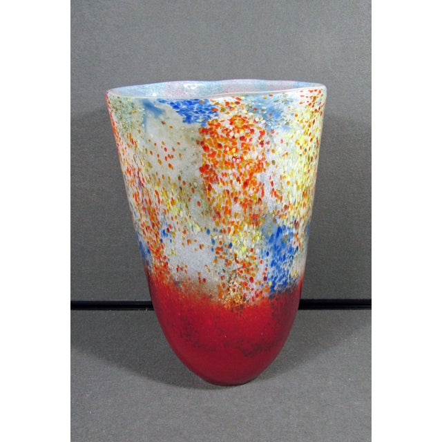 Red Large Glass Nuvo Lithuanian Art Glass Vase in Red Multicolor Confetti Finish For Sale - Image 8 of 10
