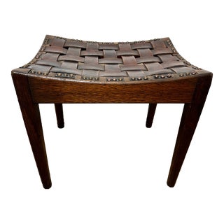 1910s British Arts & Crafts Oak & Leather Footstool For Sale
