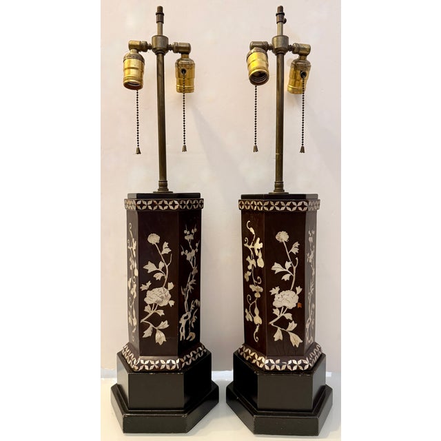 1960s Chinese Cong-Style Hexagonal Table Lamps From 60's For Sale - Image 5 of 7