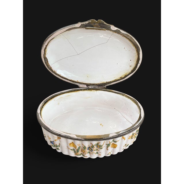 Antique French Moustiers Faience Jewelry Box, 1700s For Sale - Image 9 of 14