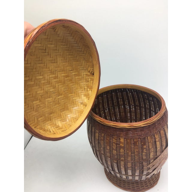 Surprise, it’s a box! This fun vintage owl can hide a few things and look pretty doing it!