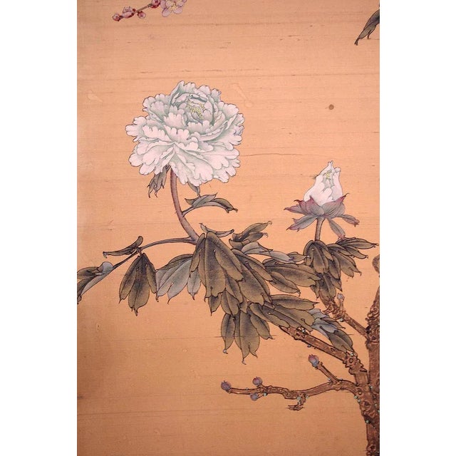 Antique Japanese Painted Silk Panel with Flowers and Birds Decor, 1900s For Sale - Image 5 of 7