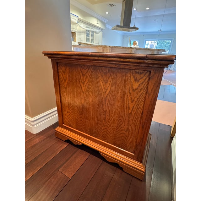 Vintage American Drew Bar Table For Sale In San Francisco - Image 6 of 7