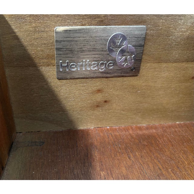 Late 20th Century Drexel Heritage Hierlooms Flame Mahogany Four Drawer Chest/Nightstand - Pair For Sale - Image 10 of 12