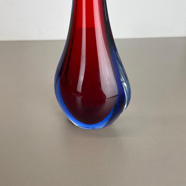 1960s Large Murano Glass Sommerso Stem Vase from Flavio Poli, Italy, 1960s For Sale - Image 5 of 18