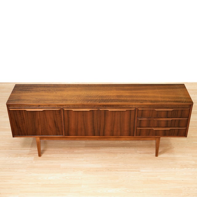 Brown Mid Century Long Credenza by Neil Morris for Morris of Glasgow, Attributed For Sale - Image 8 of 10