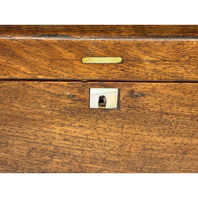 Antique Walnut Cigar Box, Mother of Pearl Inlay - Victorian Tabac & Cigares For Sale - Image 4 of 10