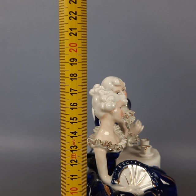 Porcelain Marquise and Marquis from Capodimonte, 1960s For Sale - Image 12 of 13