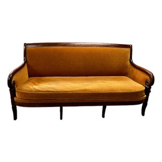 Early 19th Century Banquette in Ochre Mohair For Sale