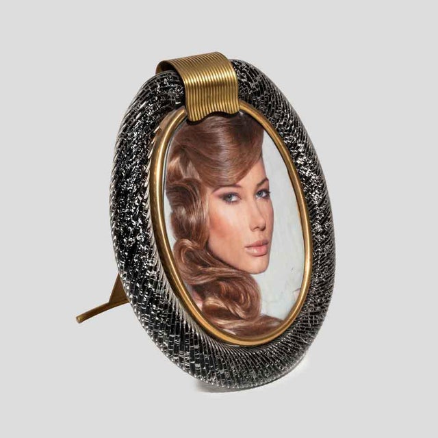 Oval Black Murano Glass Picture Frame with Brass Decor, 1970s For Sale - Image 6 of 9