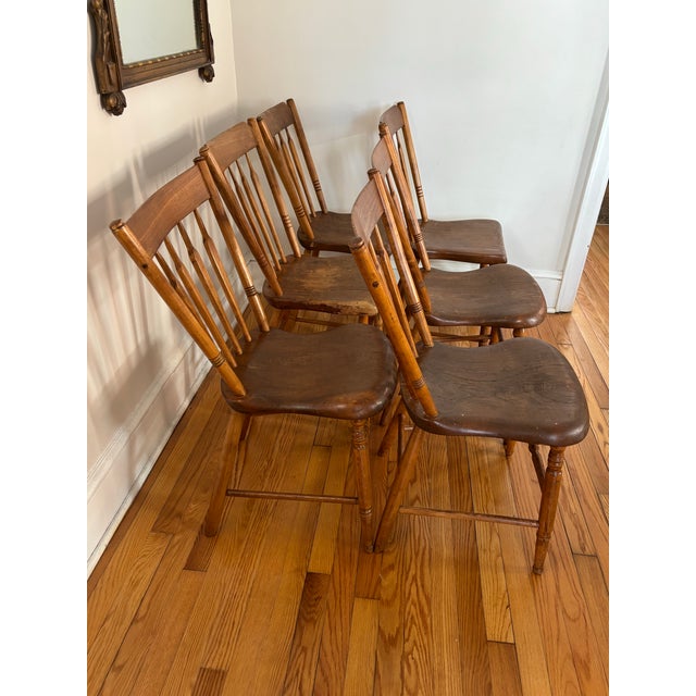 French Country Antique Rustic Arrowback Windsor Dining Chairs Single Plank - A Set of Six For Sale - Image 3 of 12