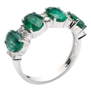 Natural Zambian emerald ring 3 Carats and 0.42 cents in 14k gold For Sale