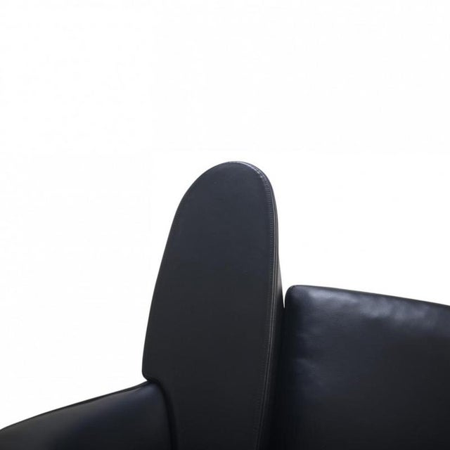 2000 - 2009 CH468 Oculus Chair in Black Classic Leather by Hans Wegner, 2000s For Sale - Image 5 of 17
