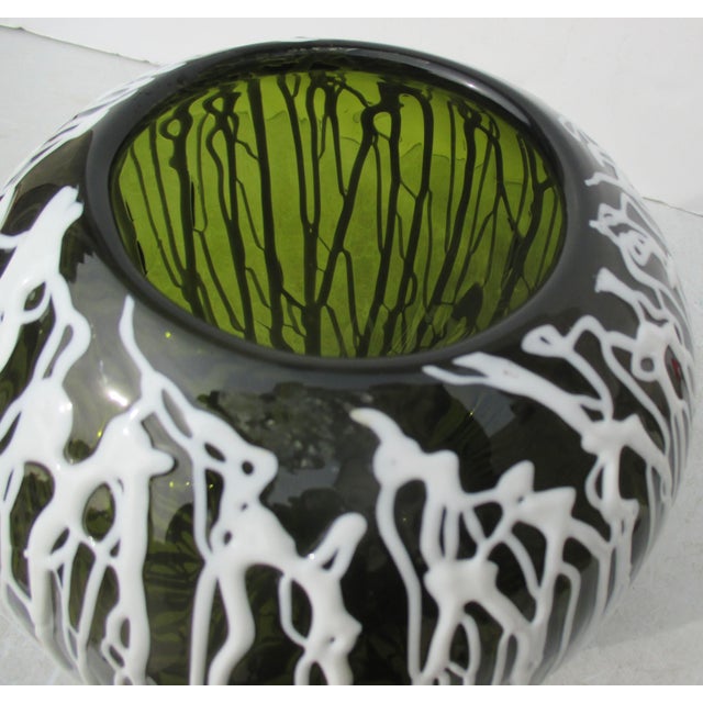 Late 20th Century Globe Vase With White Drip Wall For Sale - Image 5 of 7