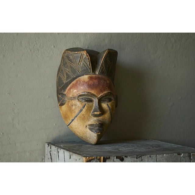 African Bena Lulua Mask Kasai Region, 1940s For Sale - Image 4 of 13