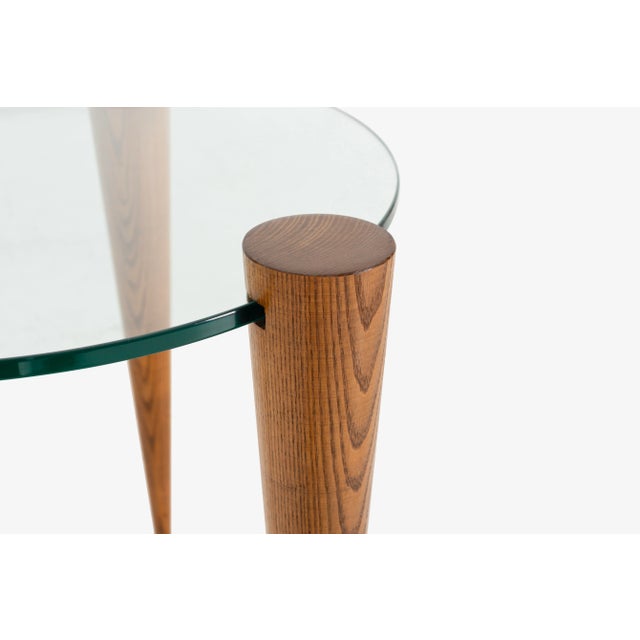 Pair of Mid-Century Modern Side Tables. For Sale In Chicago - Image 6 of 9