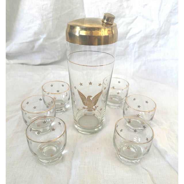 1970s Vintage Mid-Century Modern Culver "Patriotic Eagle" Cocktail Shaker Set of 7 For Sale - Image 5 of 7